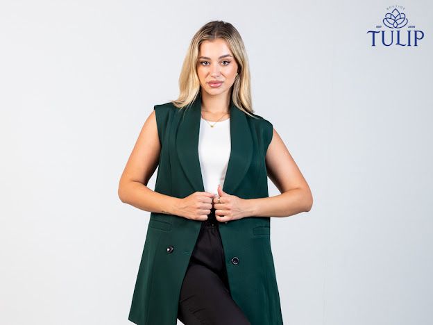 Sleeveless blazer Black bottoms