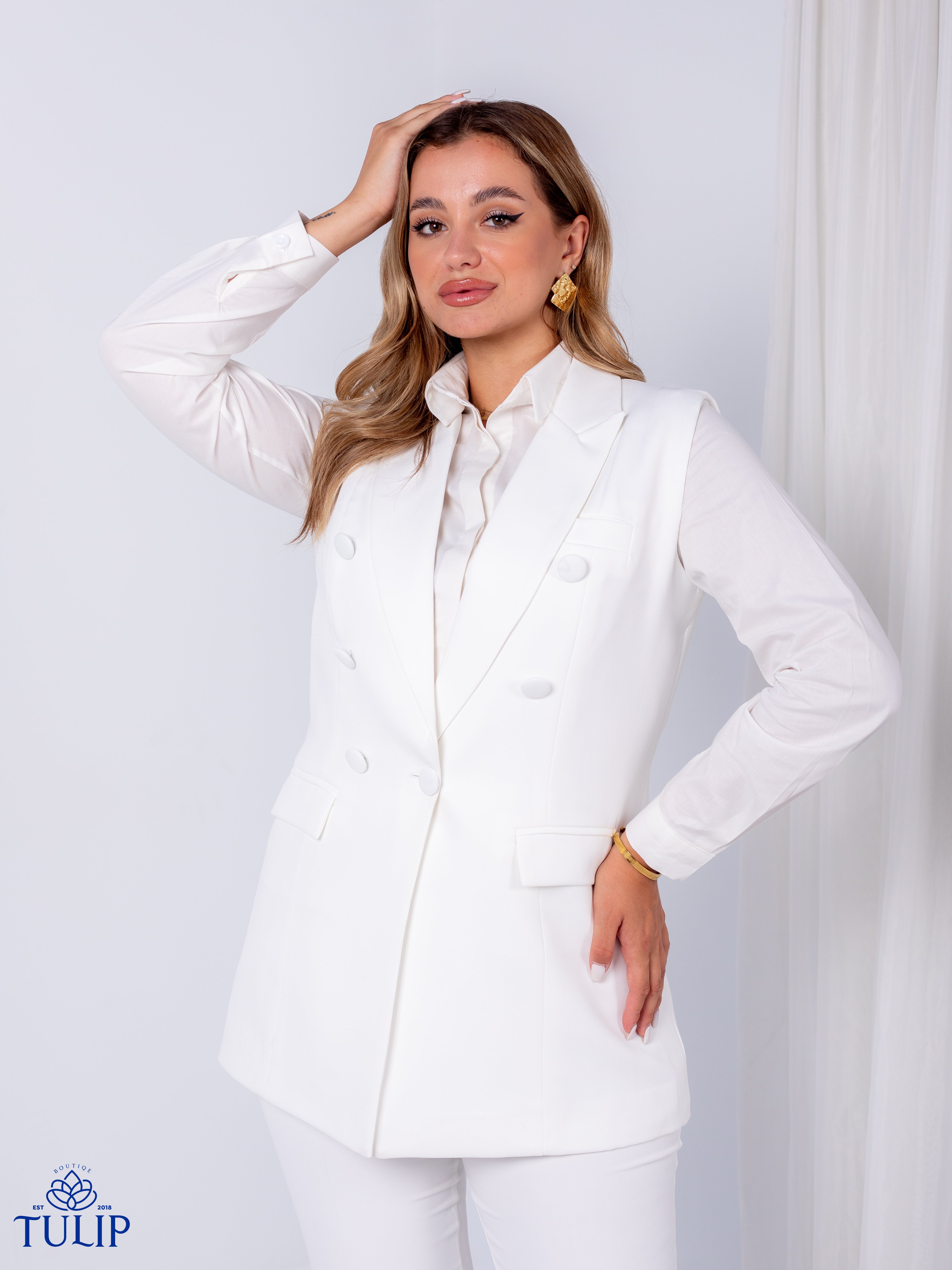 Sleeveless Blazer