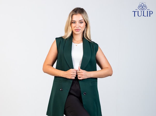 Sleeveless blazer Black bottoms
