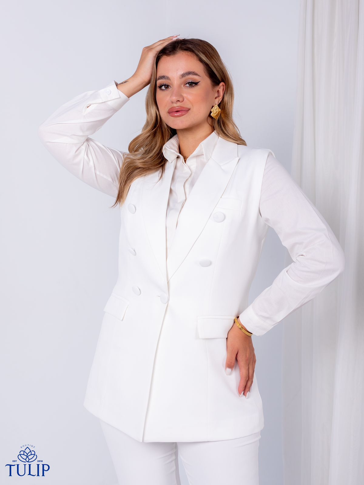 Sleeveless Blazer