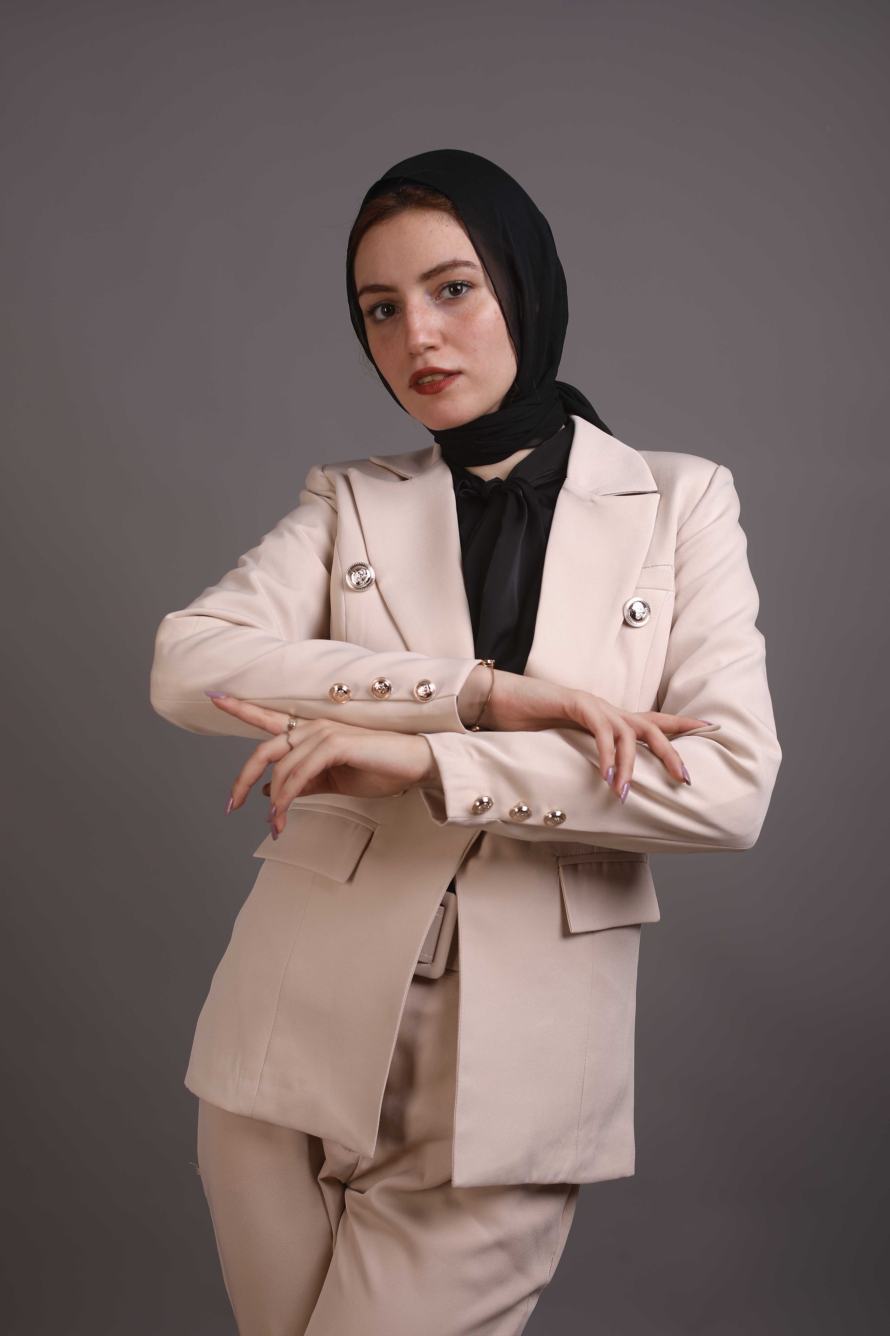 سترة قصيرة