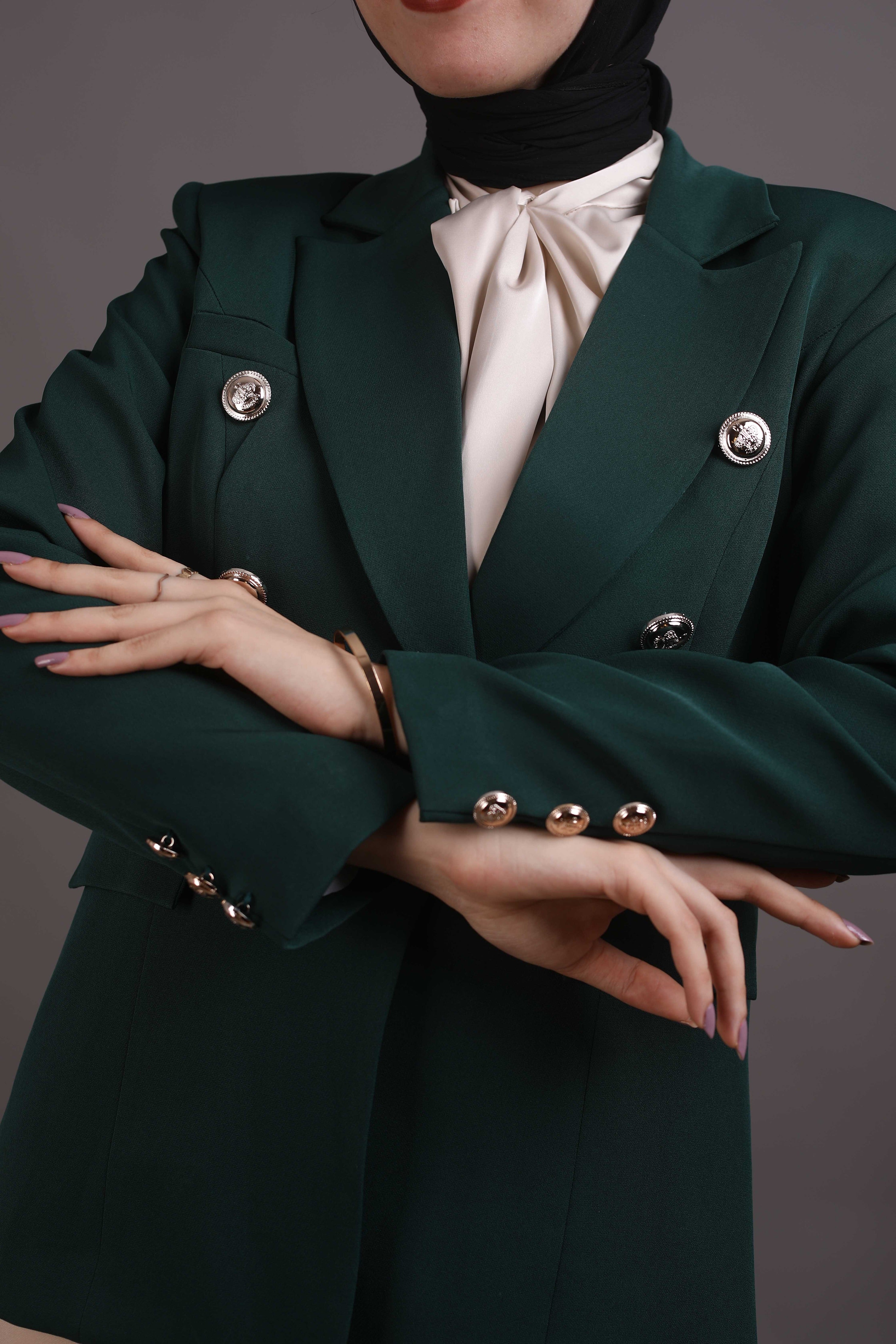 سترة قصيرة