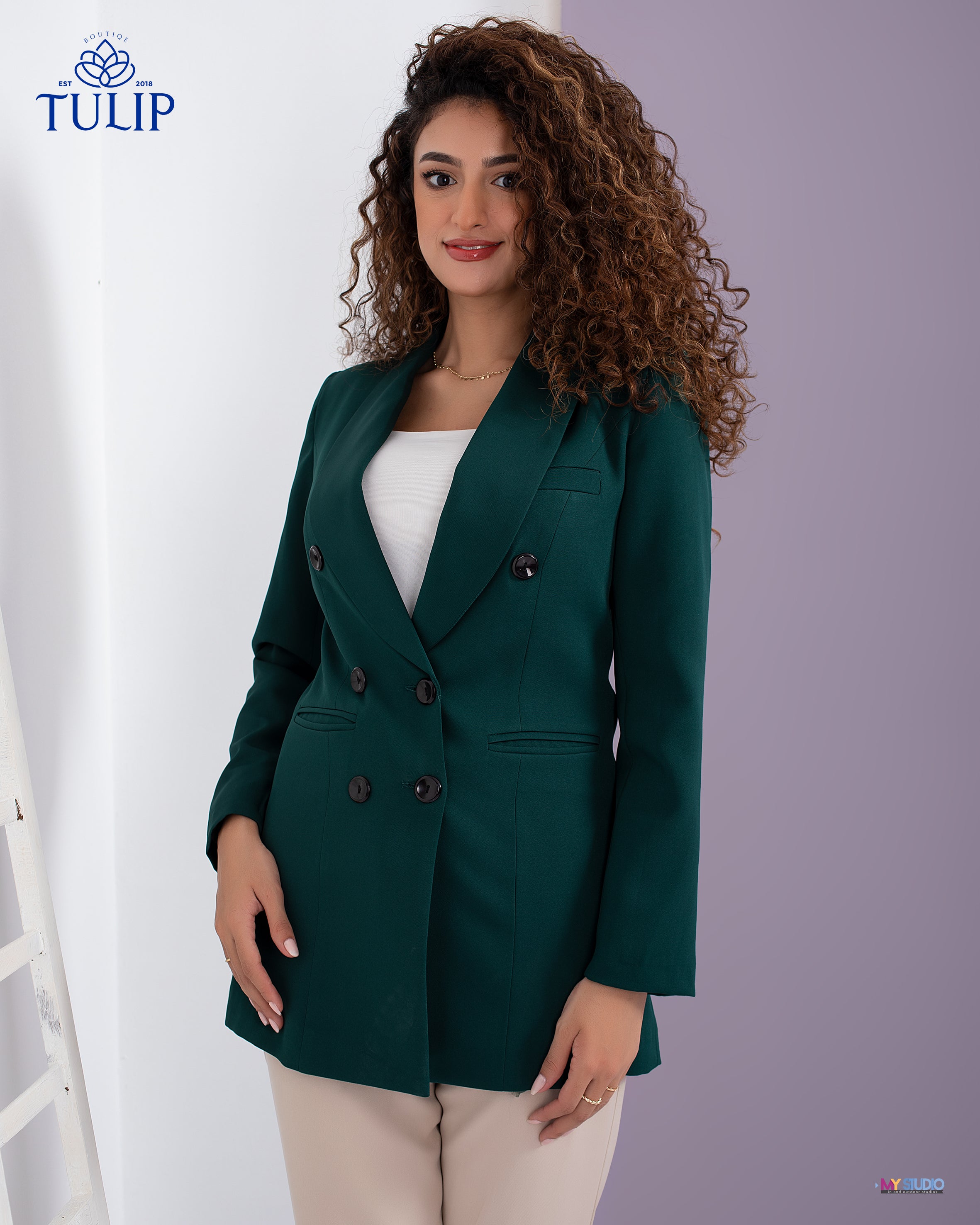 Long Blazer With Black buttons